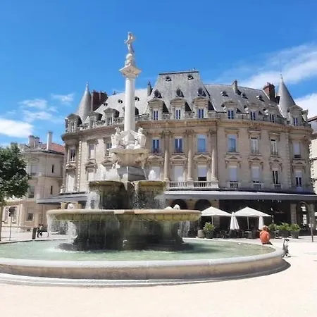 Appartement Hyper Centre De - Grand N54 Valence (Drome)